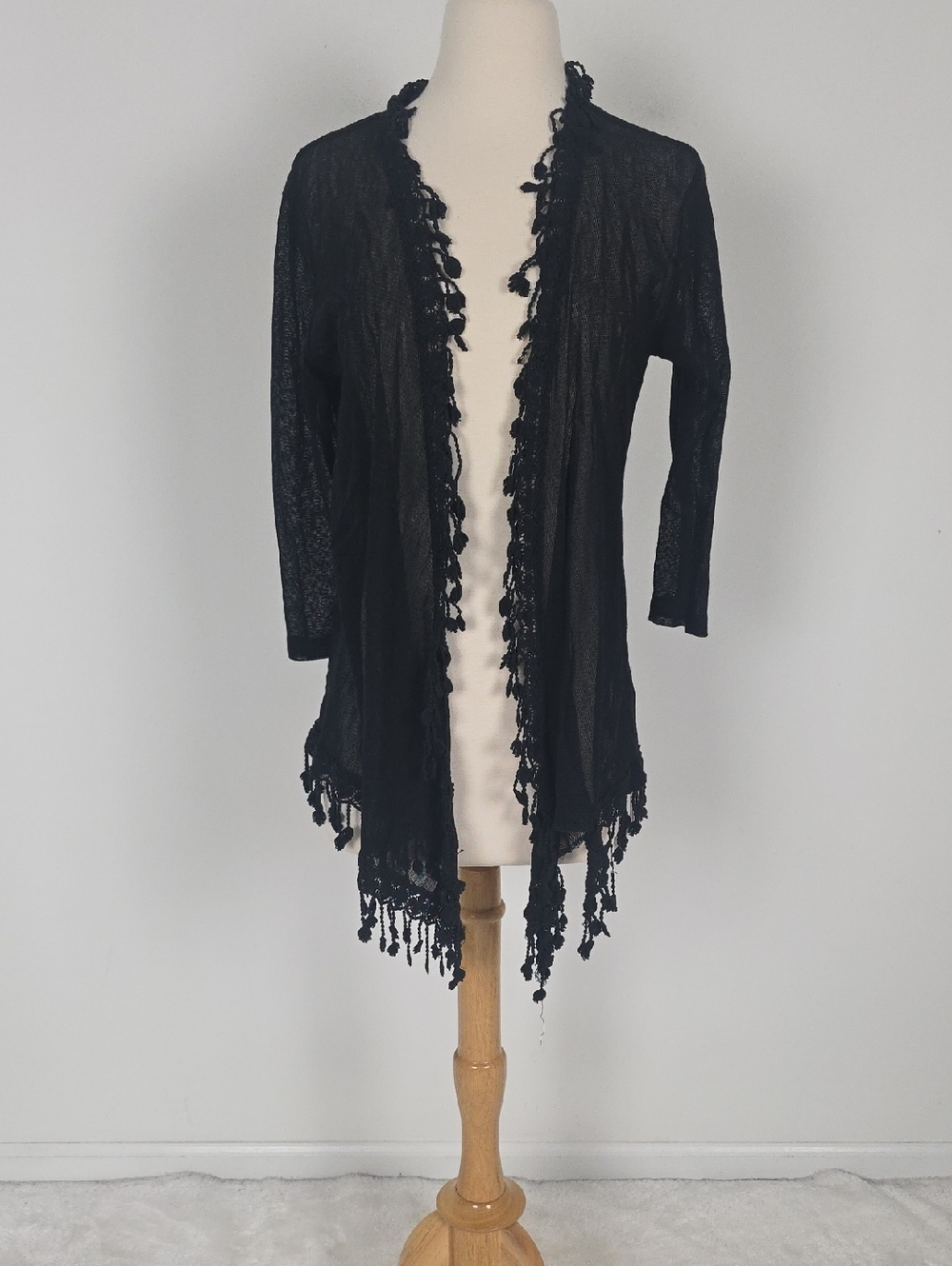 Daytrip Black Open-Front Fringed Knit Cardigan